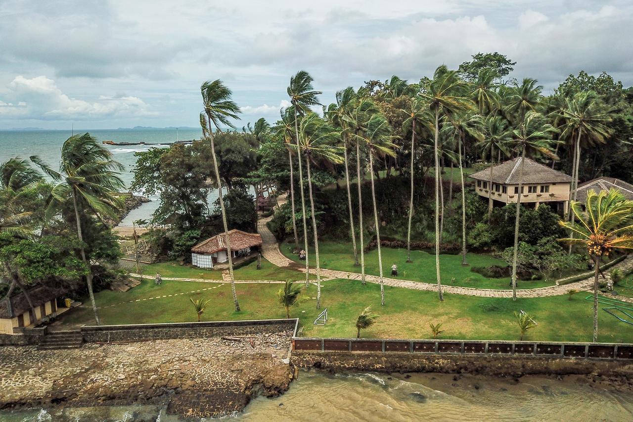 Hawaii Resort Family Suites Anyer Zewnętrze zdjęcie